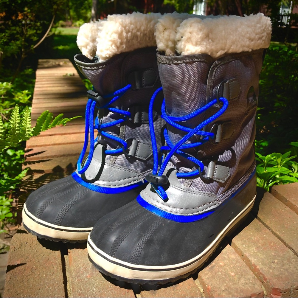 Kids winter snow boots!